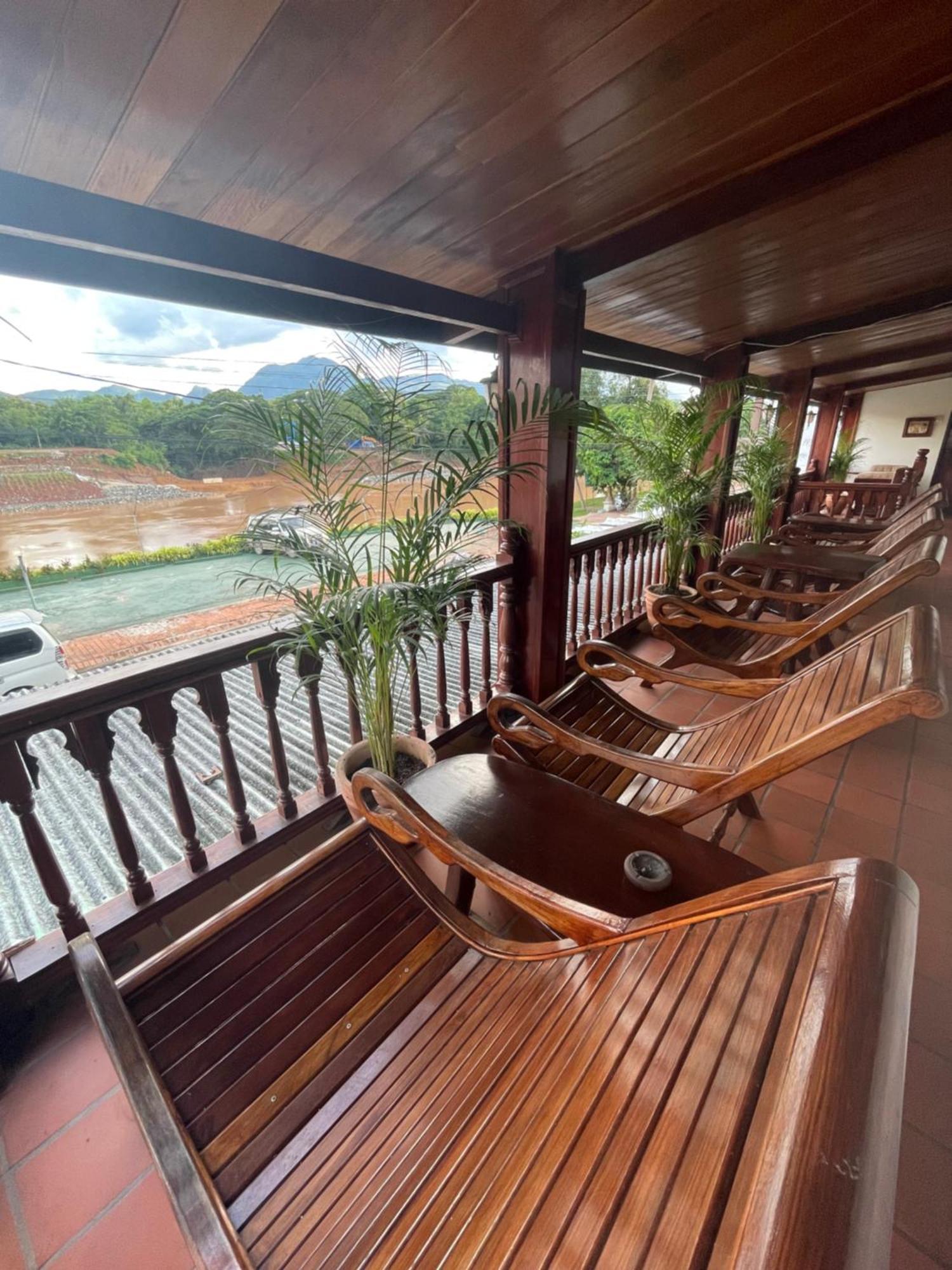 Luang Prabang - Villa Ouis Namkhan Riverside 2 외부 사진